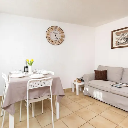 Apartman Umpa Omisalj Exterior photo