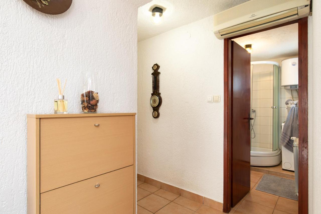 Umpa Apartment